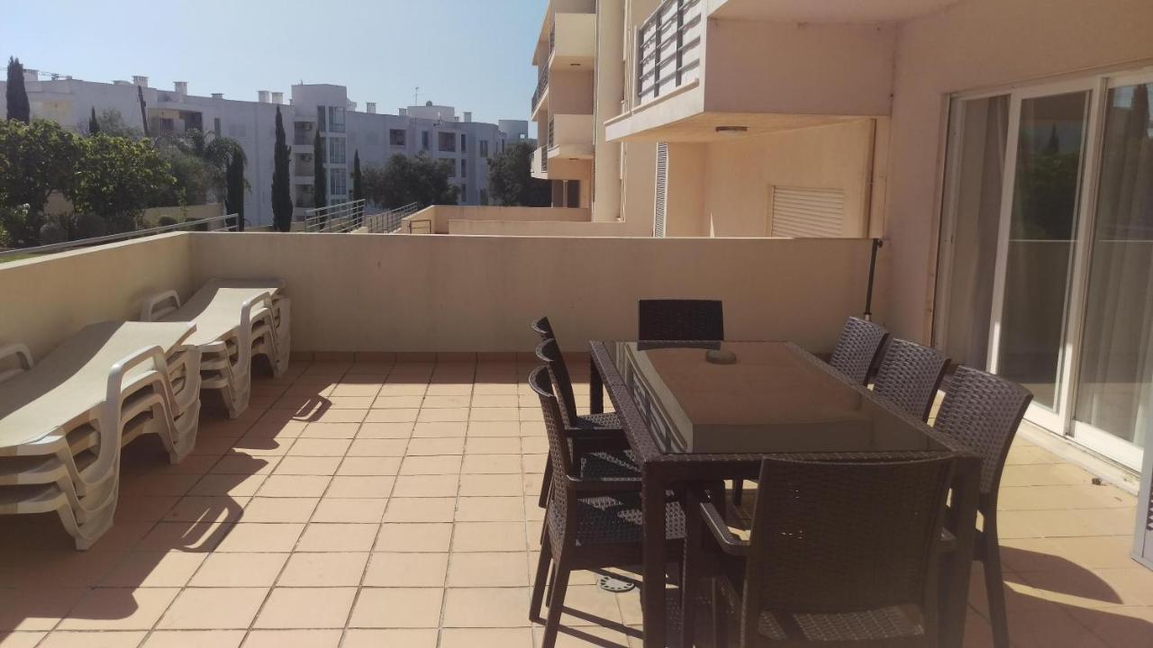 Modern 3 Bedroom Pool View. Albufeira Esterno foto